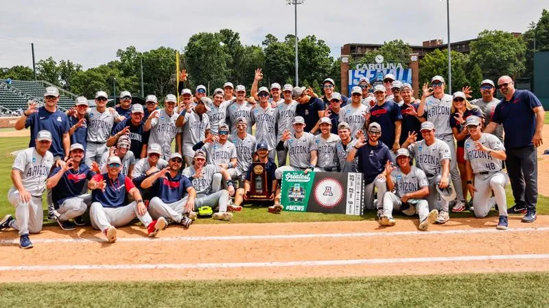 Wildcats Menangi Super Regional Chapel Hill, Maju ke College World Series ke-19
