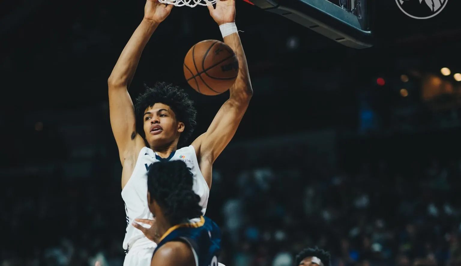 Pemain Debutan Timberwolves MN Lampaui Ekspektasi dalam Debut Liga Musim Panas