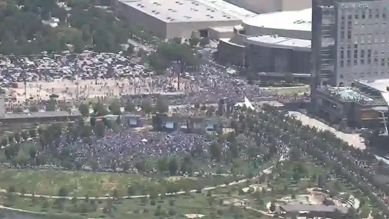 TONTON: Thunder berterima kasih kepada komunitas OKC saat Parade Juara 2025 berakhir
