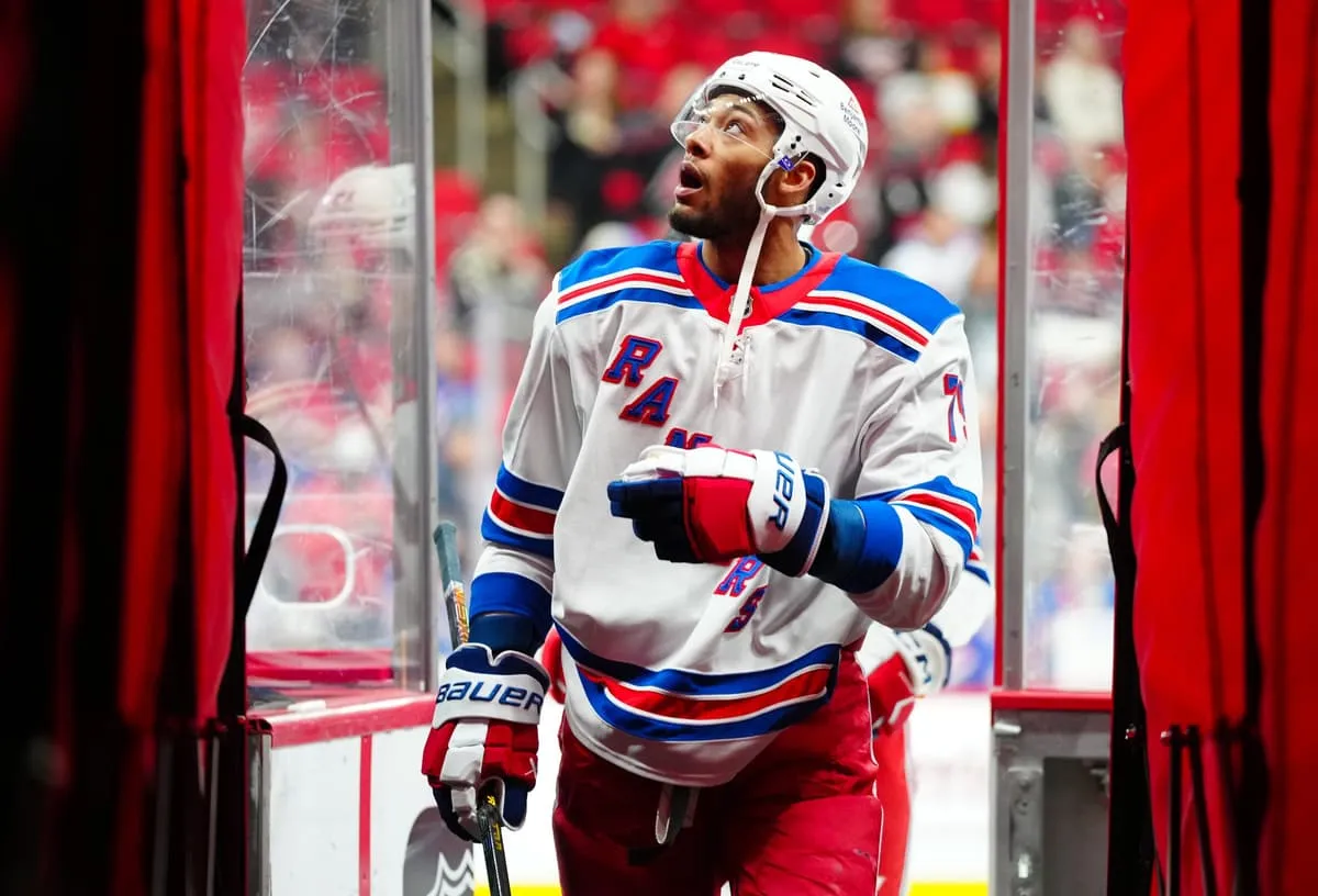Menilai Pertukaran K’Andre Miller: Hurricanes Berjudi, Rangers Memburuk