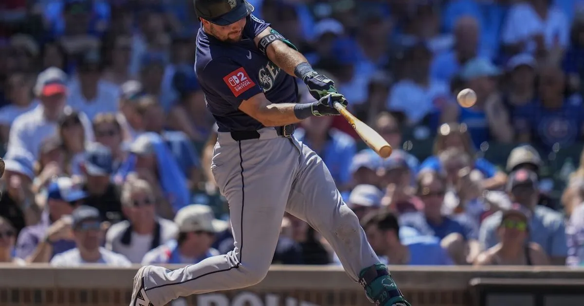 Cal Raleigh Pukul Dua Homer Saat Mariners Bangkit Kalahkan Cubs