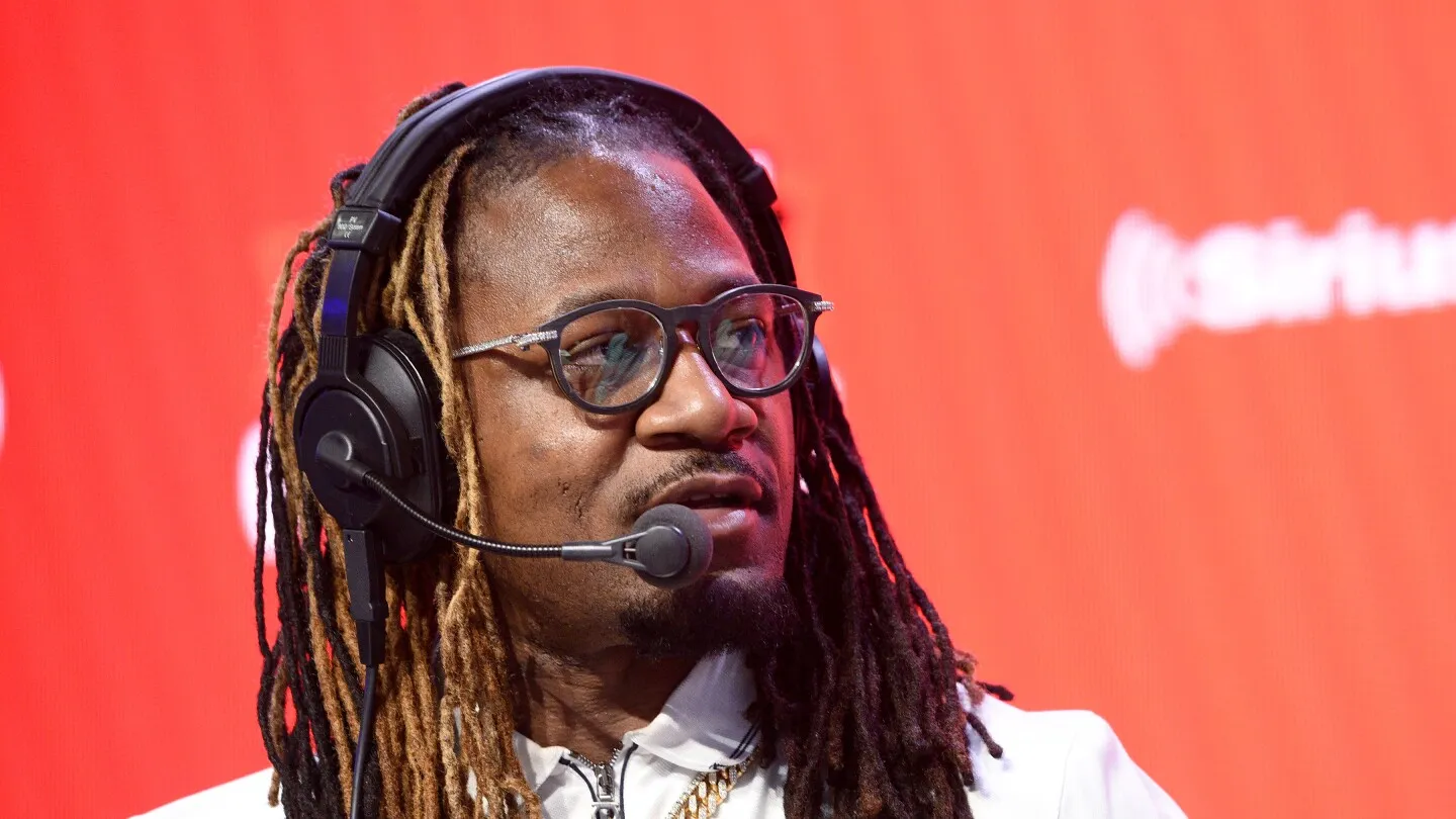 Pacman Jones ditangkap, didakwa melakukan perilaku tidak tertib dan menyerang petugas polisi